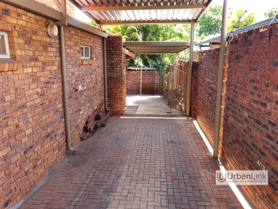 4 Bedroom Property for Sale in Cashan North West